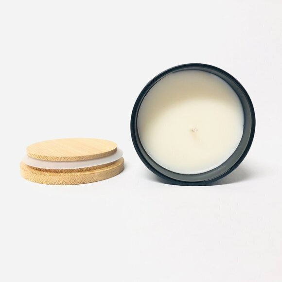 NWT 100% Natural Soy Wax Refreshing Citrus Candle 8.5 oz - Picture 3 of 3